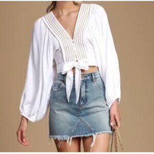 Lulus Kambria‎ White Tie Front Crop Top Boho Embroidered Trim Womens S NWOT